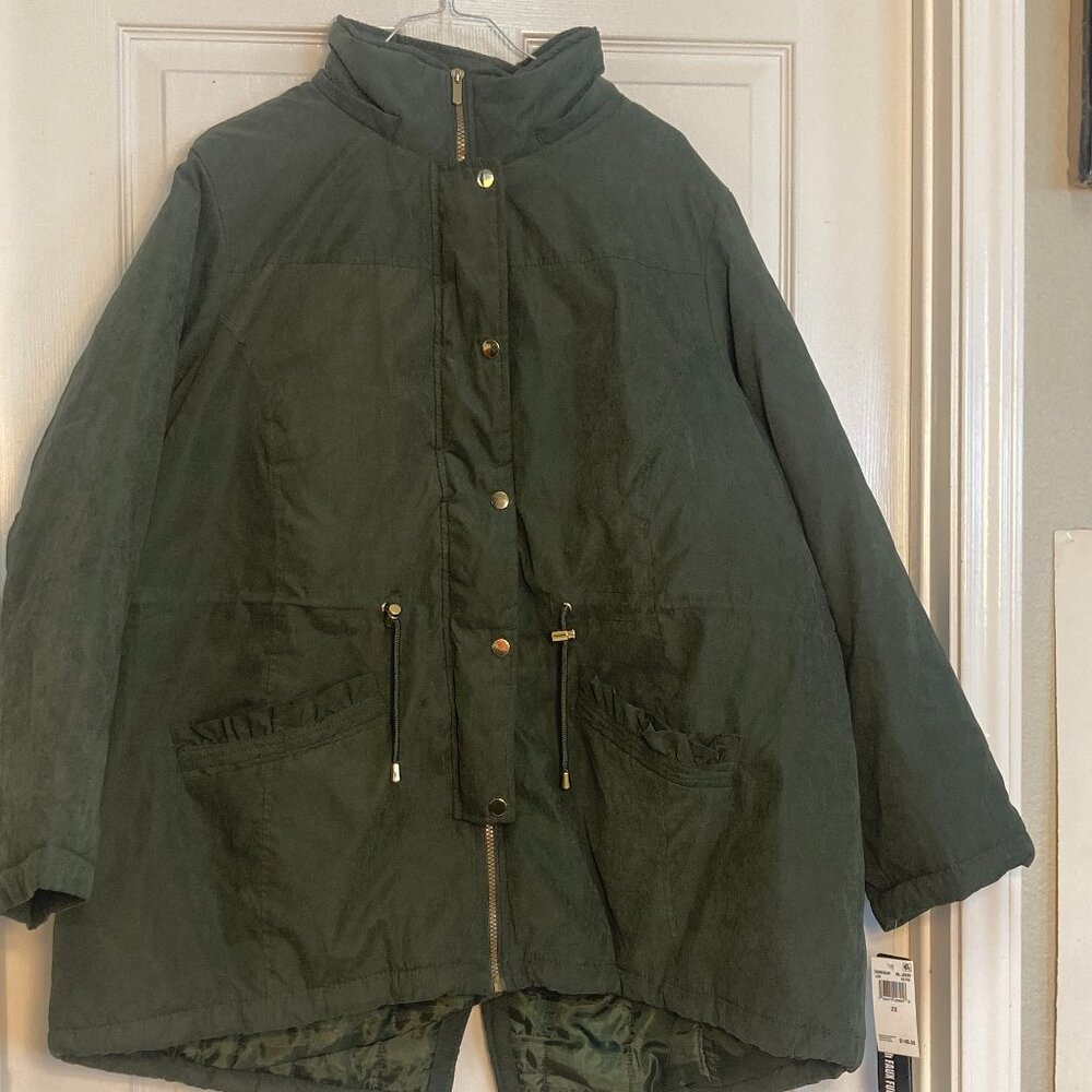 Women's jacket by Celebrity Pink New With Tags green sze 2x